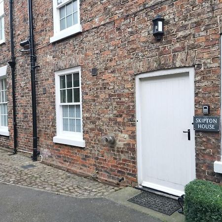 Skipton House Annex Thirsk Extérieur photo
